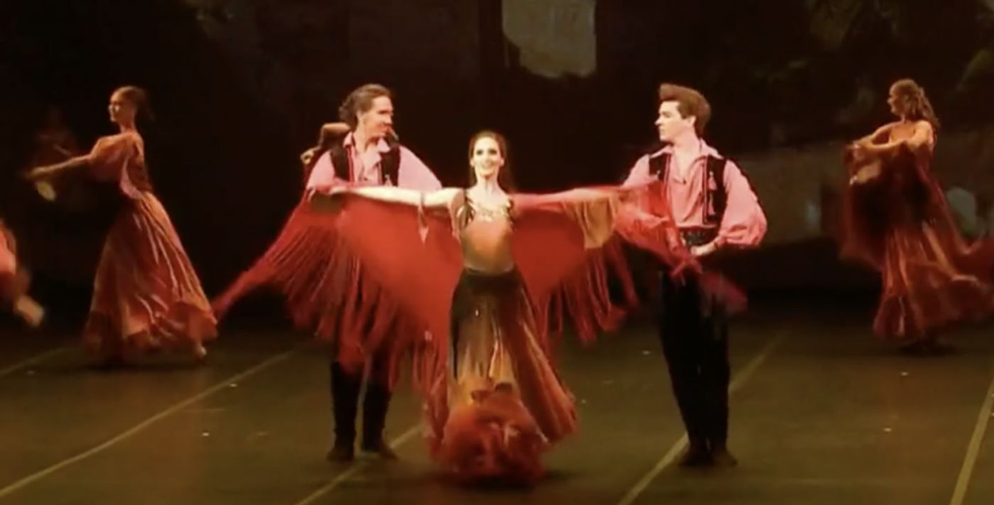 VIDEO: Russian Ballet Resumes With Safety Measures in Place  Image