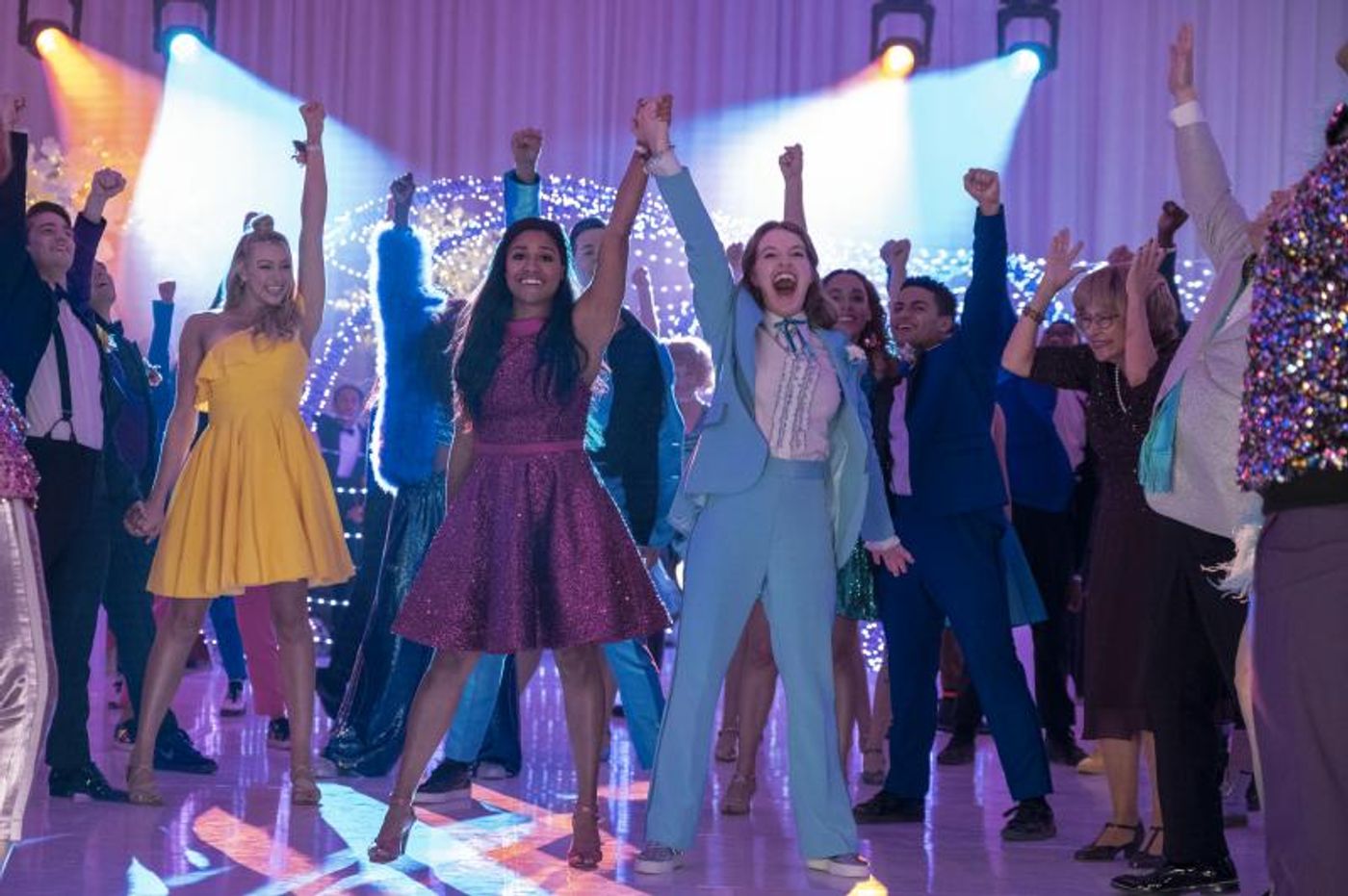 Photo Flash: See Meryl Streep, James Corden, Nicole Kidman, Kerry Washington & More in a First Look at THE PROM on Netflix Photo Flash: See Meryl Streep, James Corden, Nicole Kidman, Kerry Washington & More in a First Look at THE PROM on Netflix Image