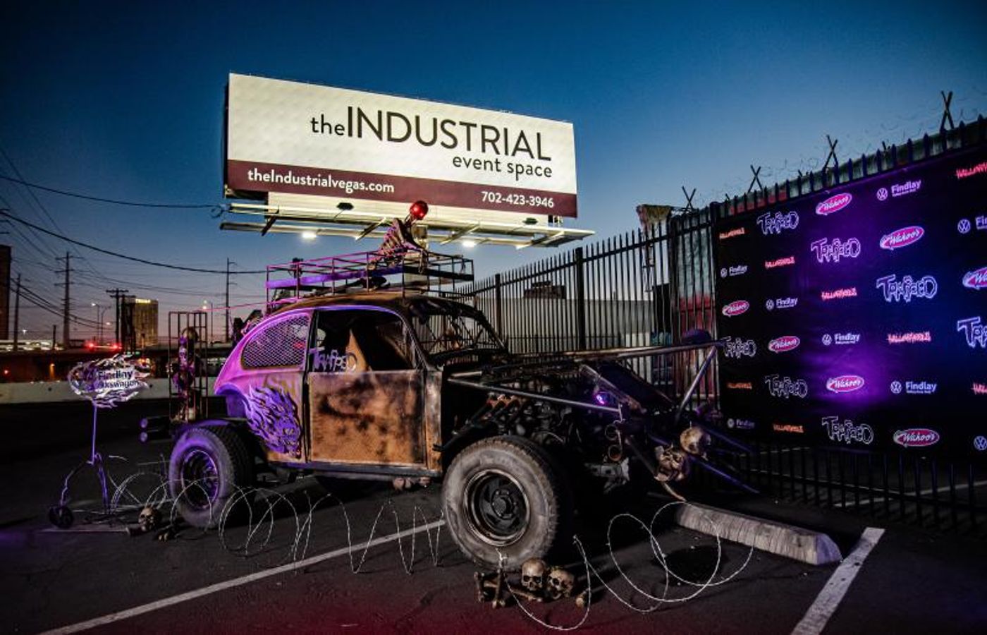 Feature: TRAPPED BY HALLOWHEELS DRIVE-IN HAUNTED EXPERIENCE 'Terrorizes' at The Industrial Event Space  Image