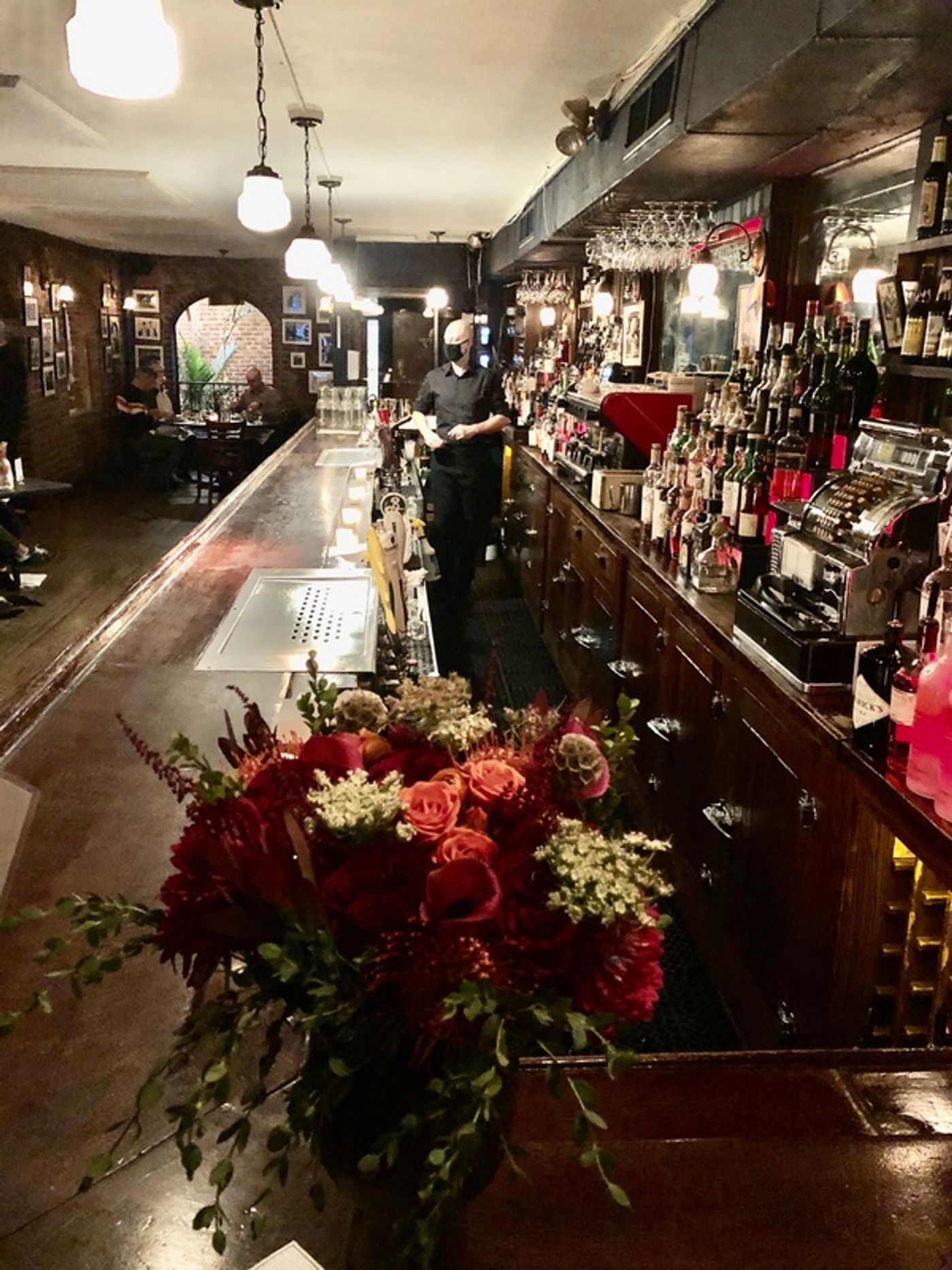 Photo Flash: Matthew Broderick, Joel Grey and More Celebrate the Return of Joe Allen  Image