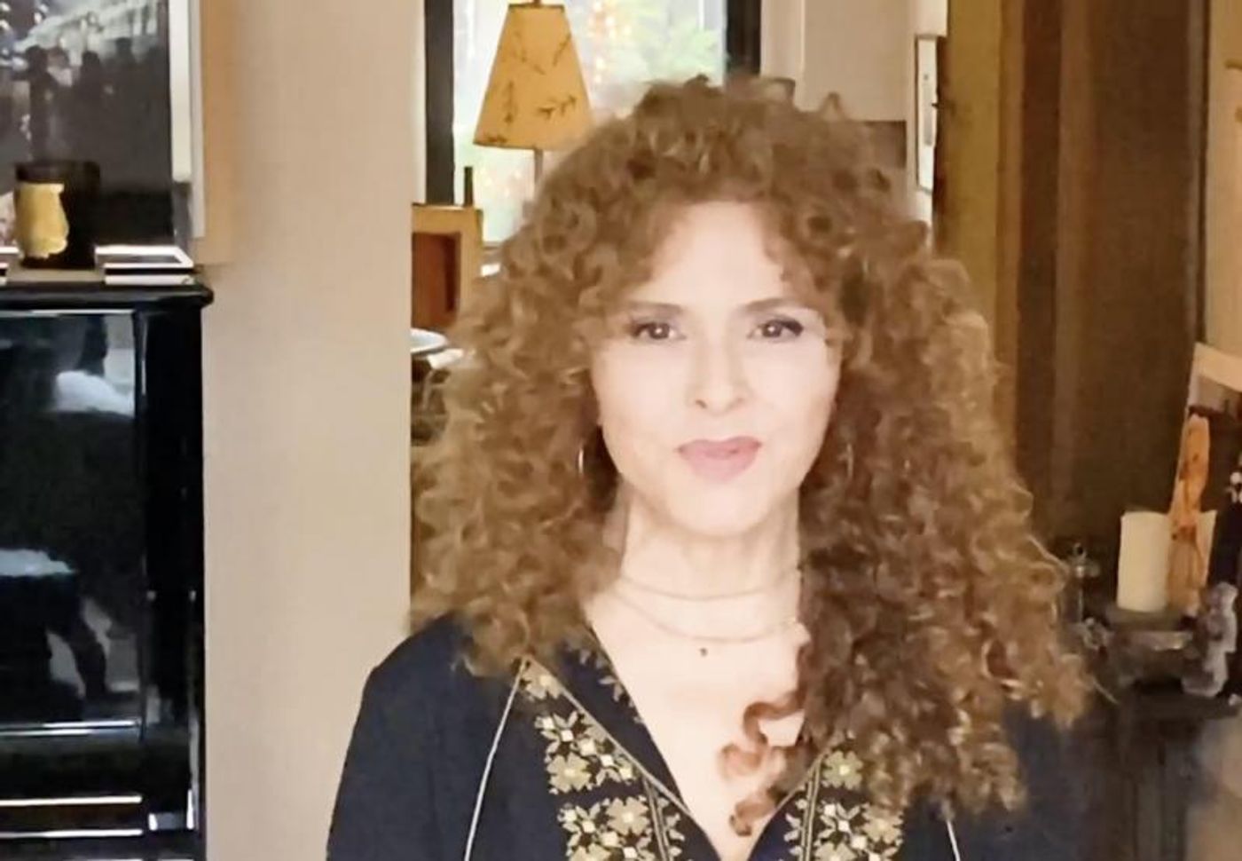 Bernadette Peters, Kristin Chenoweth, and More Share Their Thoughts on STICKS & STONES  Image