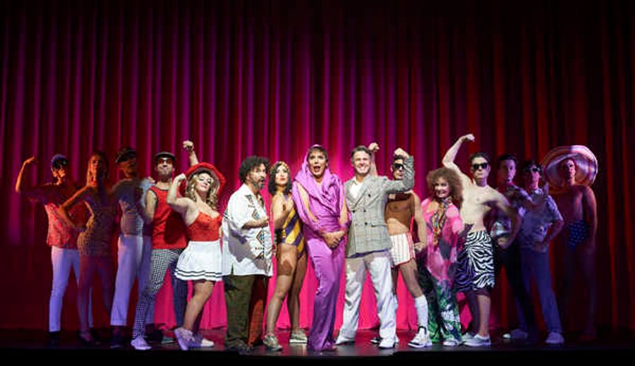 PHOTO FLASH: Nuevas imágenes de LA JAULA DE LAS LOCAS en Barcelona Image