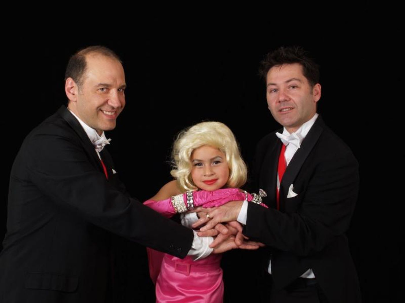 Feature: Ava Nicole Frances And The Divas of Halloween  Image