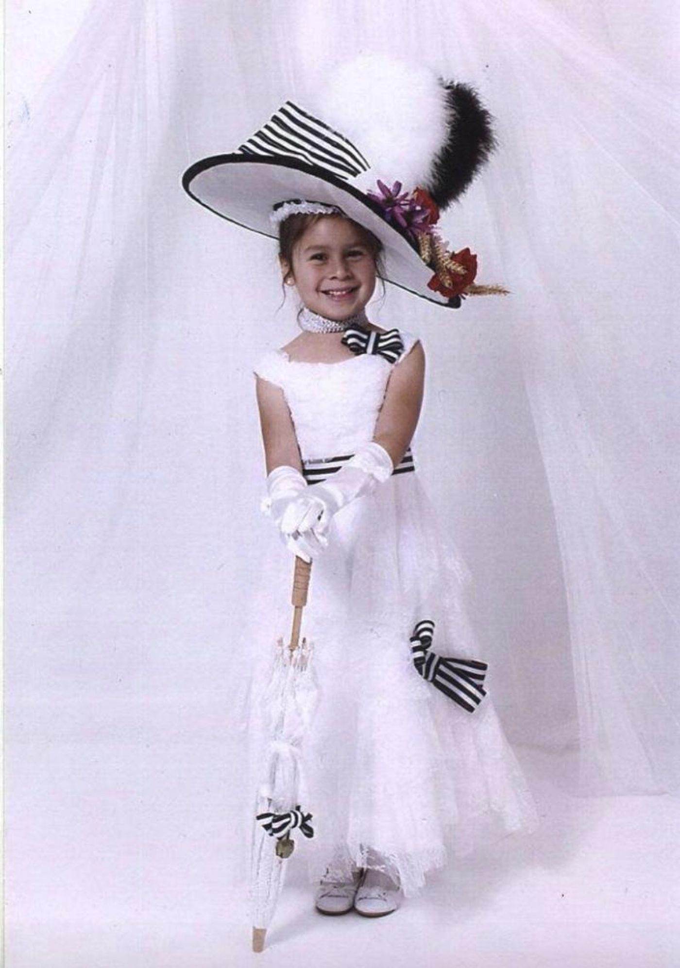 Feature: Ava Nicole Frances And The Divas of Halloween  Image