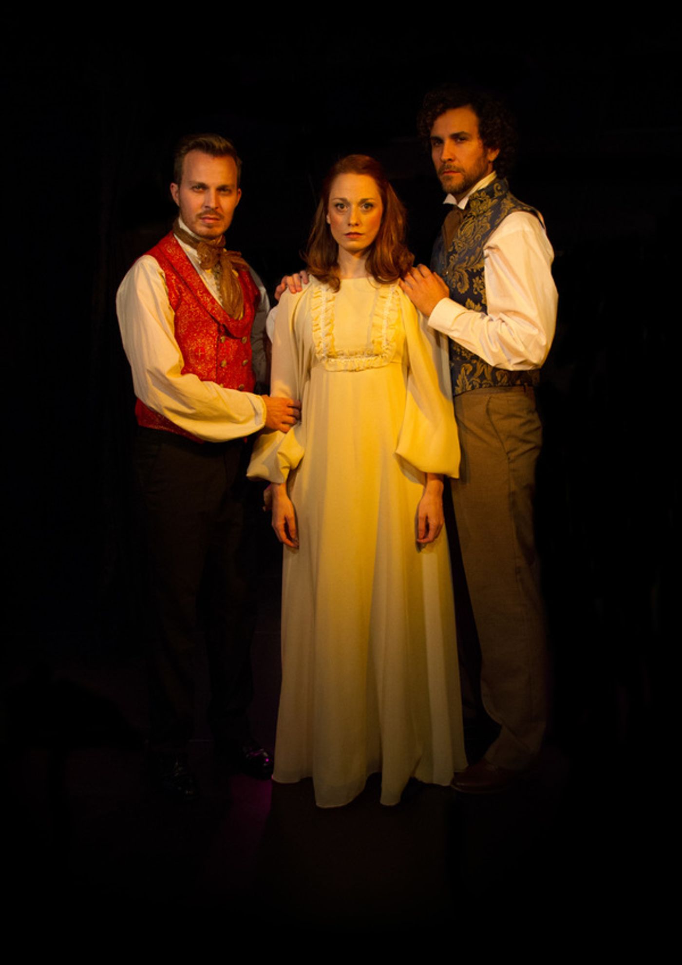 JUGAR A SER DIOS llega a tiempo para Halloween  Image