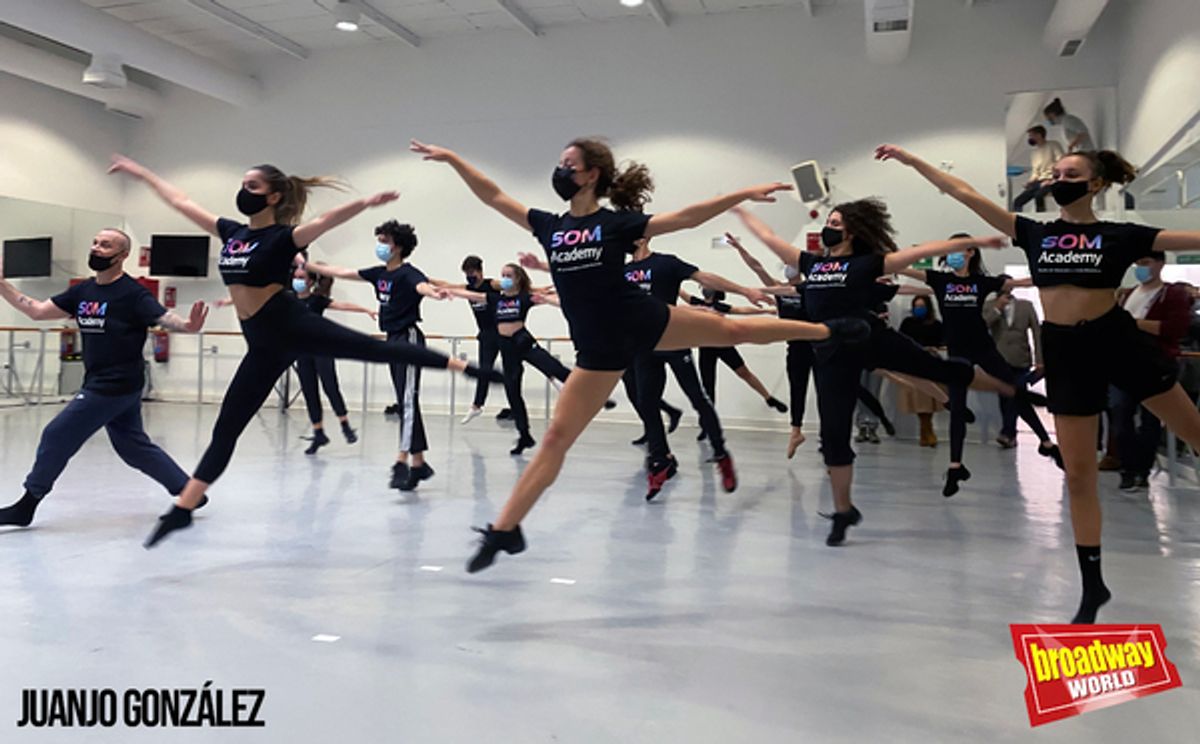 Fernando Lazaro y los alumnos de SOM Academy at SOM Academy abre sus puertas en Madrid