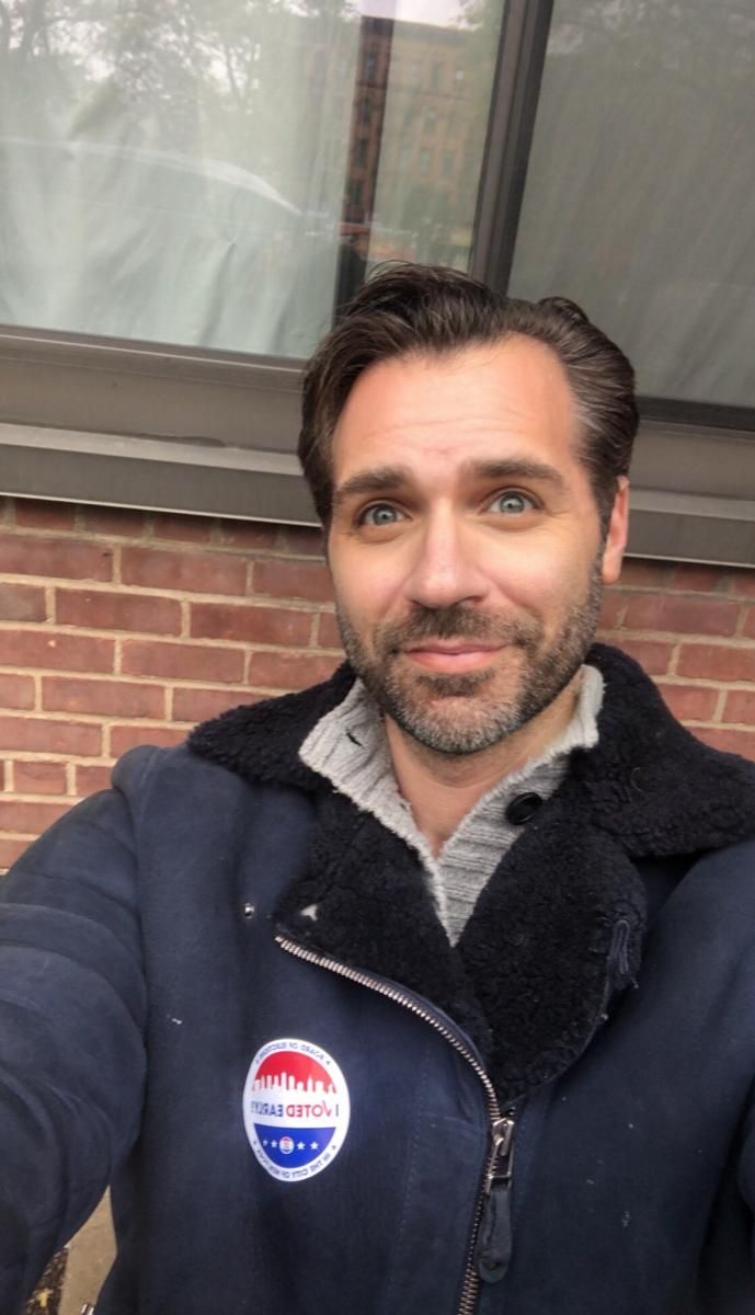 Feature: Cabaret and Concert Artists Flock To Polls For Early Voting  Image