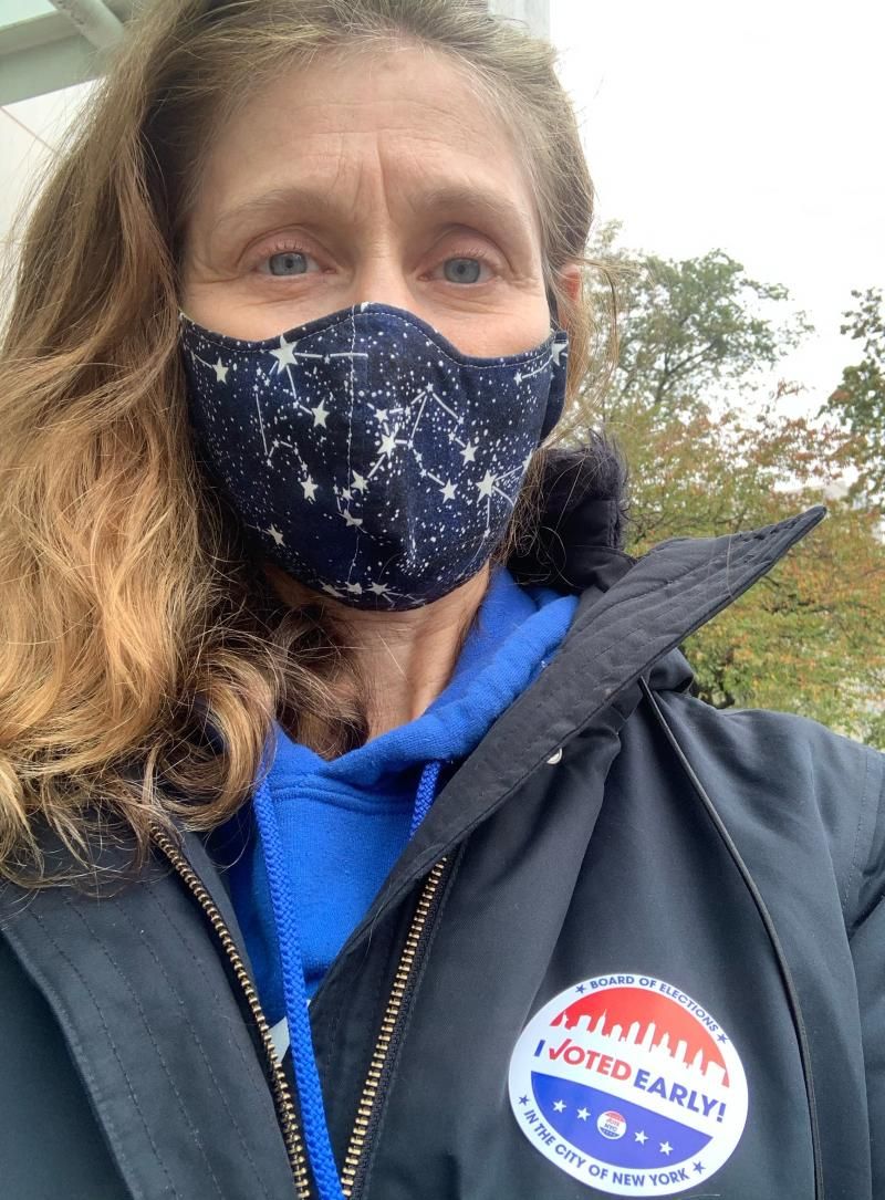 Feature: Cabaret and Concert Artists Flock To Polls For Early Voting  Image