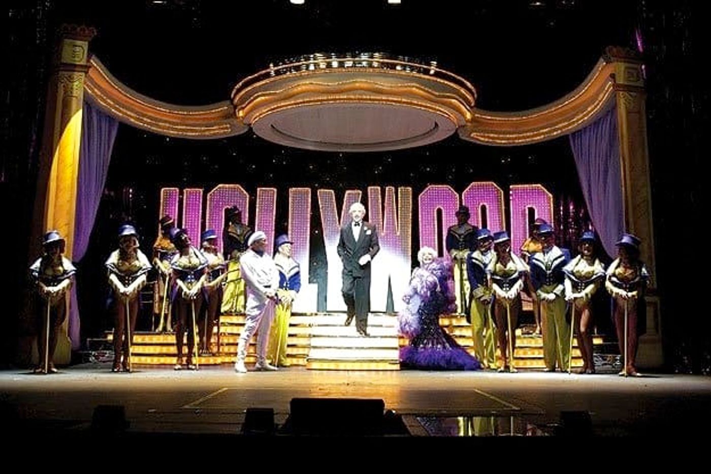 The Fabulous Palm Springs Follies