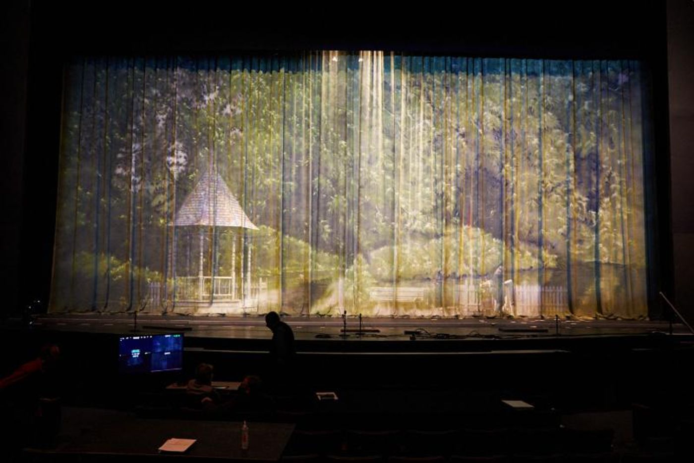 Interview: THE ELIXIR OF LOVE at McCaw Hall  Image