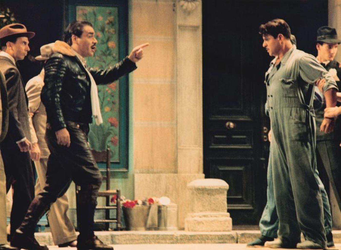 Ruth Iniesta, Sylvia Parejo y Ángel Ruiz en LA DEL MANOJO DE ROSAS en el Teatro de la Zarzuela Ruth Iniesta, Sylvia Parejo y Ángel Ruiz en LA DEL MANOJO DE ROSAS en el Teatro de la Zarzuela Image