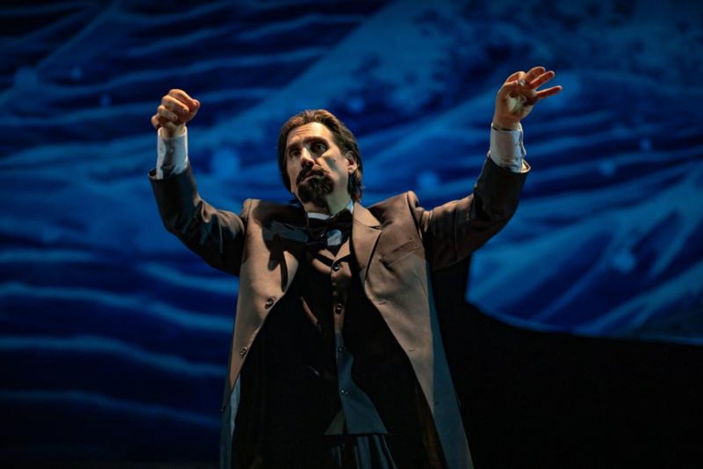 Interview: Hershey Felder of HERSHEY FELDER AS CLAUDE DEBUSSY IN A PARIS LOVE STORY Transports Us to That Romantic City in the 19th Century  Image