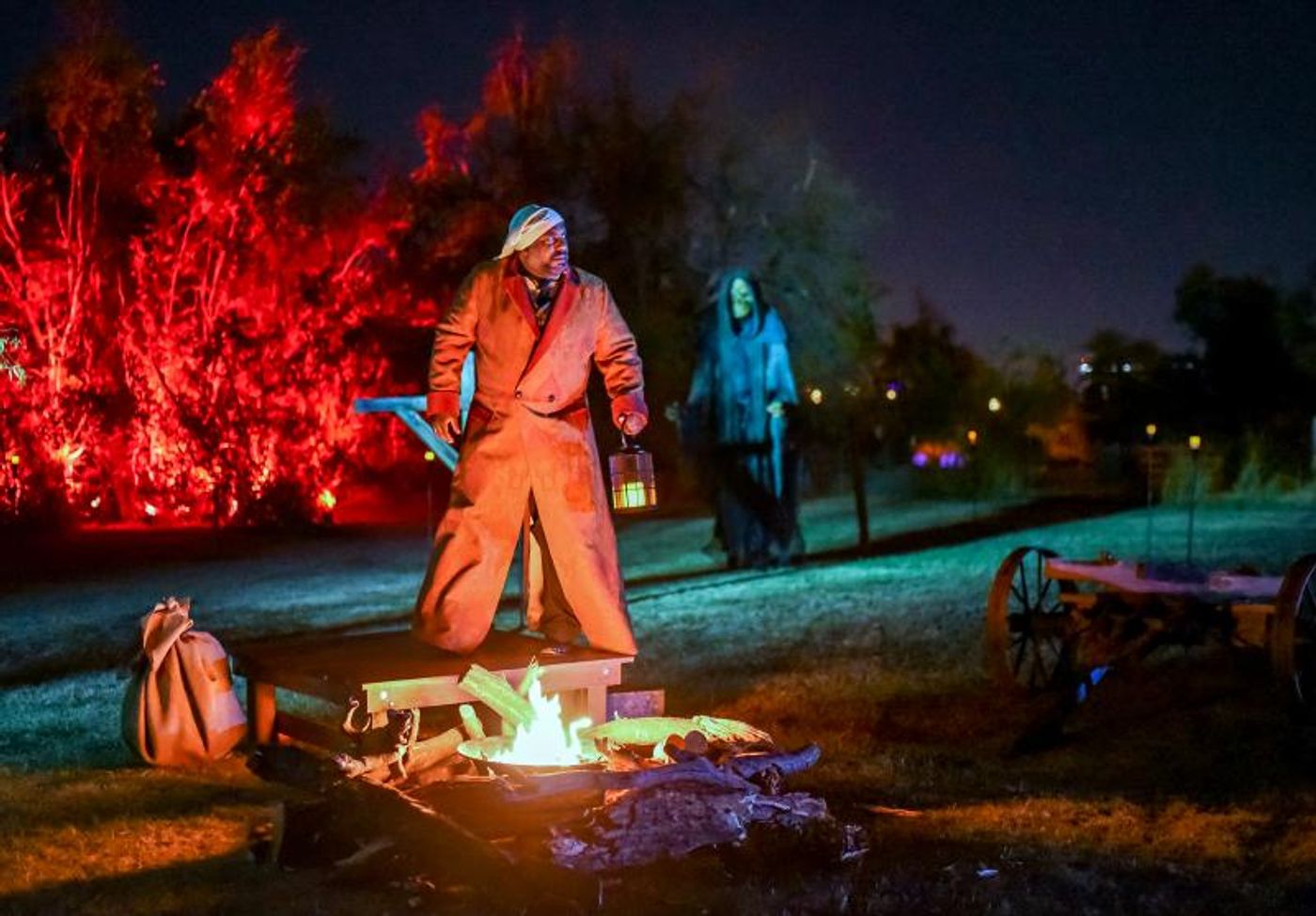 Review: Lyric Theatre Offers Safe Holiday Storytelling with A CHRISTMAS CAROL  Image