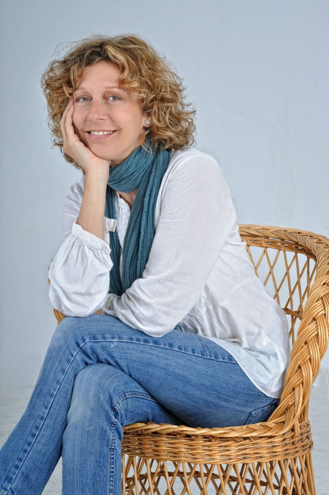 BWW SPECIAL: ¡Feliz Cumpleaños, Àngels Gonyalons!  Image