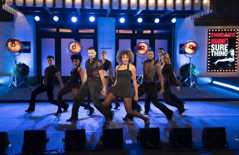 Photo Flash: Casts of MEAN GIRLS, AIN'T TOO PROUD, JAGGED LITTLE PILL, JERSEY BOYS, CHICAGO, DIANA: THE MUSICAL and RENT Unite for ONE NIGHT ONLY: THE BEST OF BROADWAY — photo 1 of 20