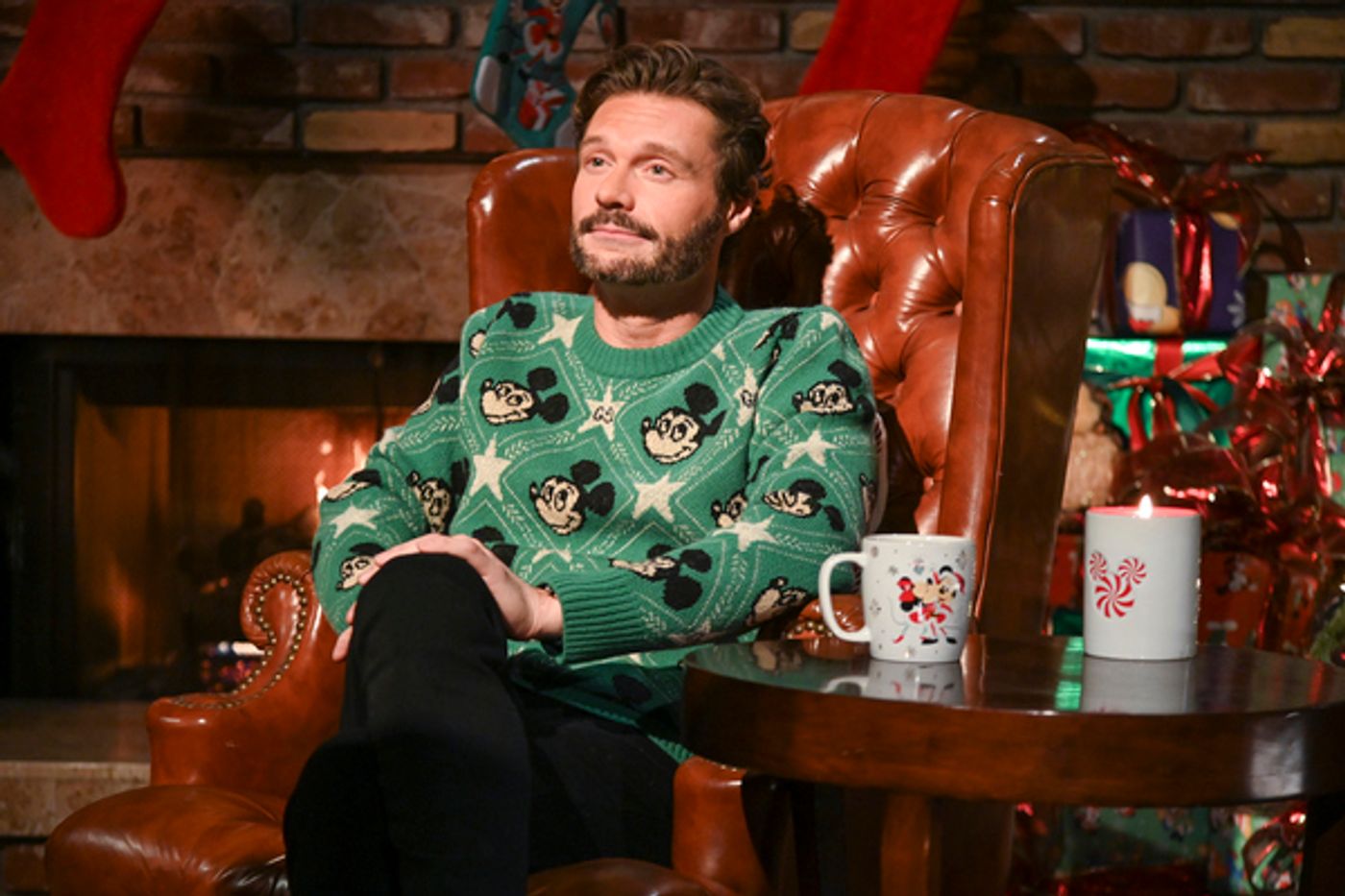 Photo Flash: First Look at Reunited Disney Casts in The Disney Holiday Singalong!  Image