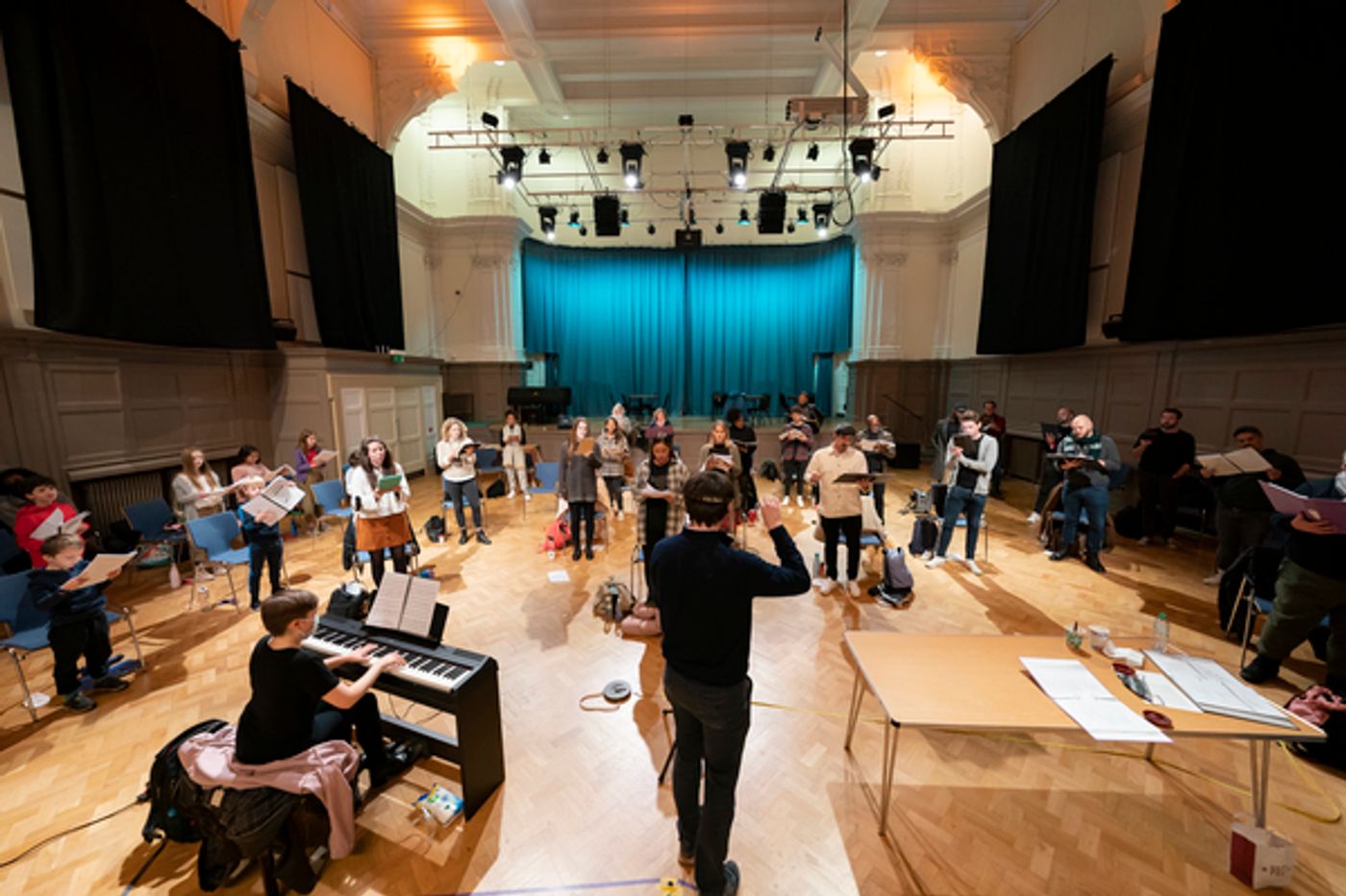 Photo Flash: Inside Rehearsal For A CHRISTMAS CAROL at the Dominion Theatre  Image