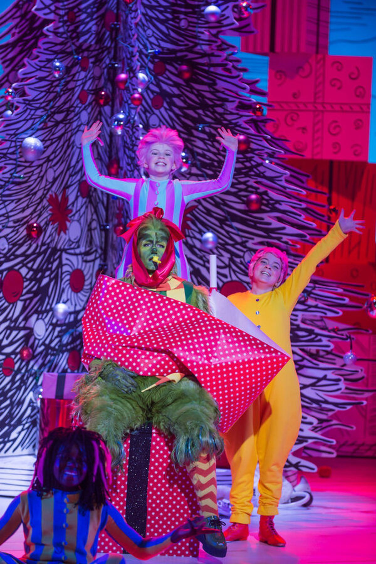 Tafari Edwards as Danny Who, Matthew Morrison as Grinch, Alfie Murray as Boo Who, Louie Gray as Sporty at 