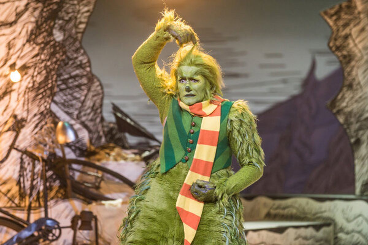 Matthew Morrison as Grinch at 