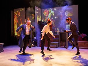 Simon Russell Beale, Patsy Ferran, Ben Figueiredo  Photo