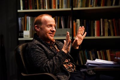 Jonathan Slinger Photo