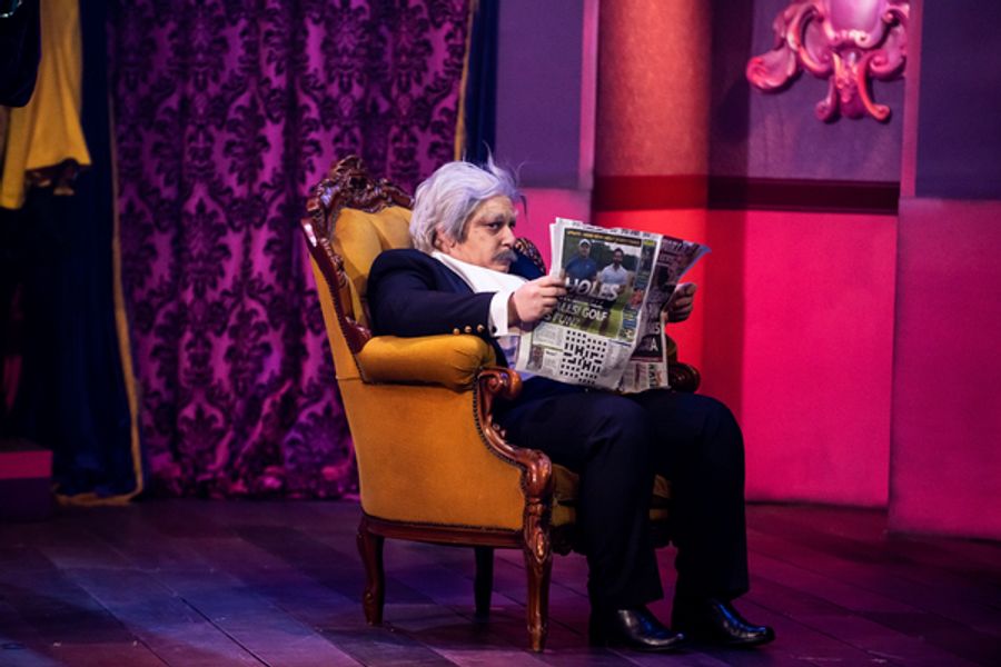 Photo Flash: First Look at DEATH DROP at the Garrick Theatre Image