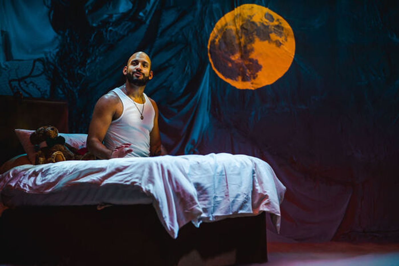 Photo Flash: First Look at the Barn Theatre's One-Man PETER PAN Starring Waylon Jacobs  Image