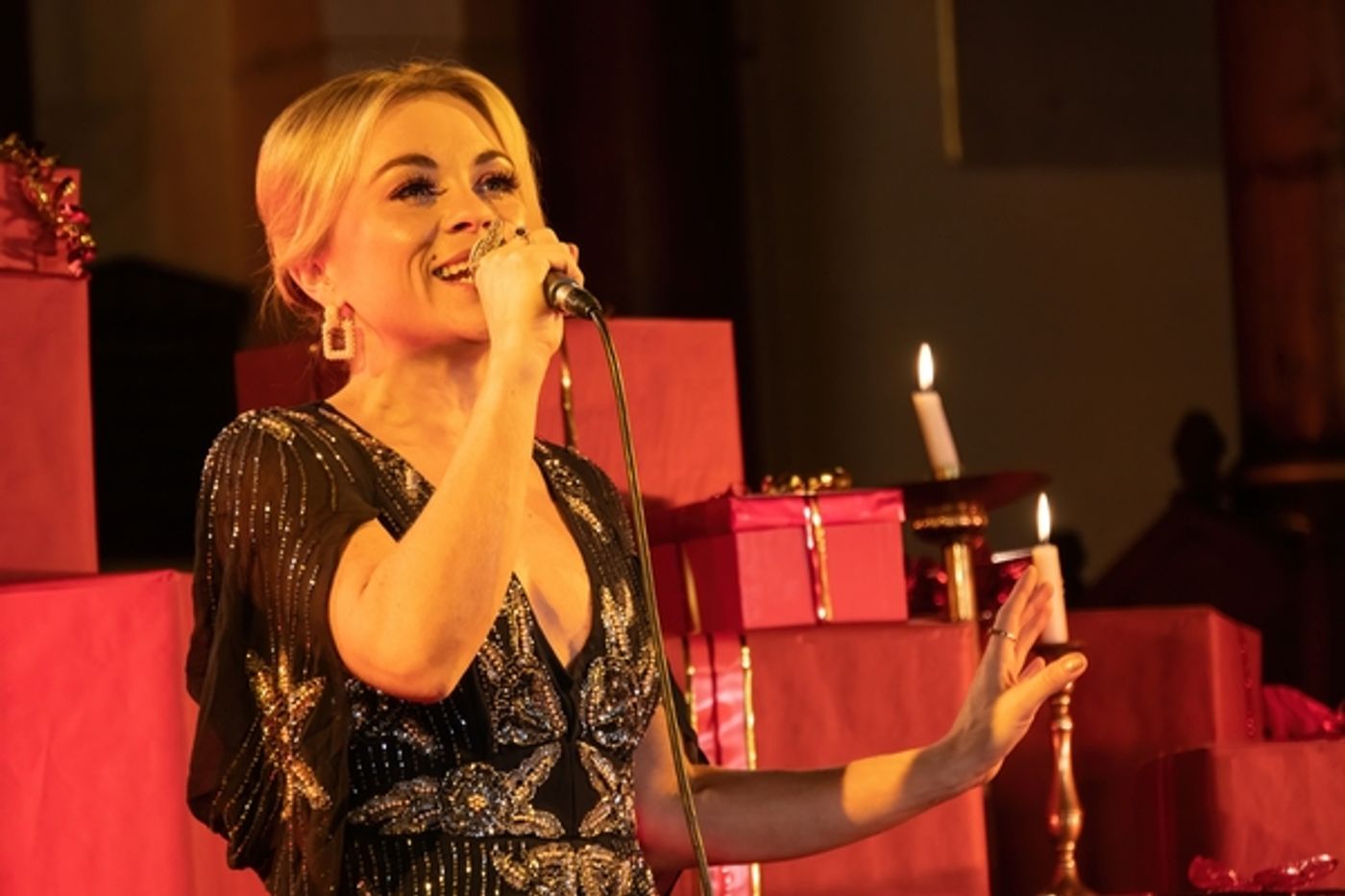 Photo Flash: Simon Callow, Sophie Isaacs, Kevin Clifton, and More Film WE NEED A LITTLE CHRISTMAS Concert  Image