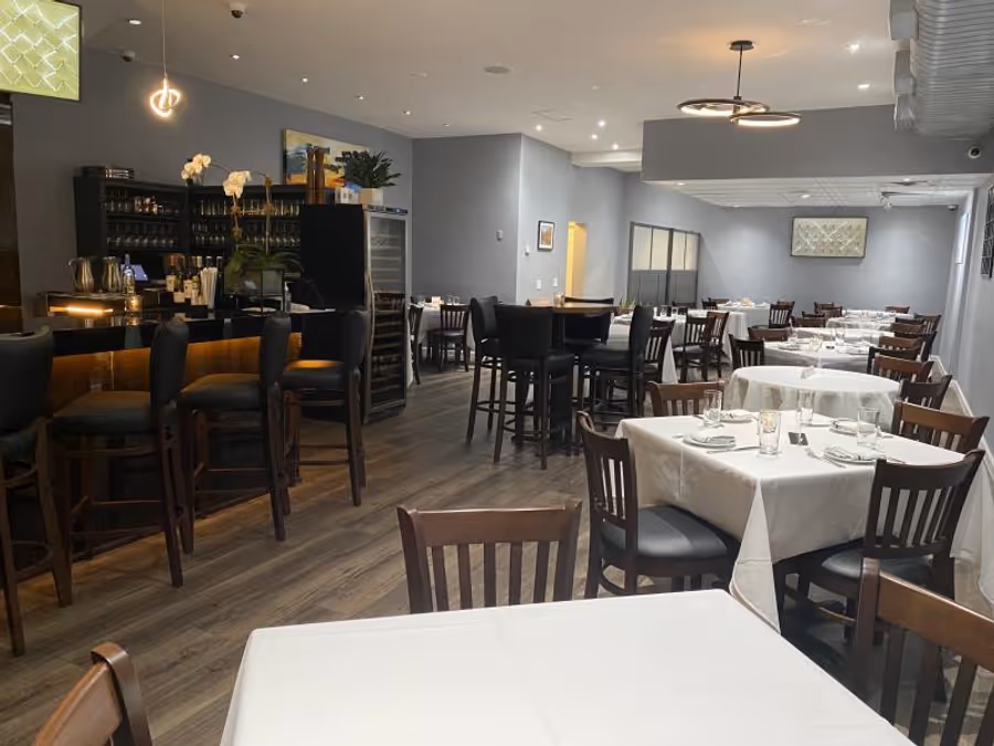 Review: GRAY HAWK GRILL-A Delightful Upper East Side Dining Destination Image