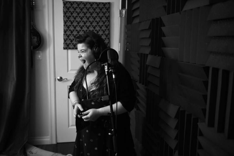 Interview: Marissa Rosen of THE AWARD WINNING HOLIDAY ALBUM  Image