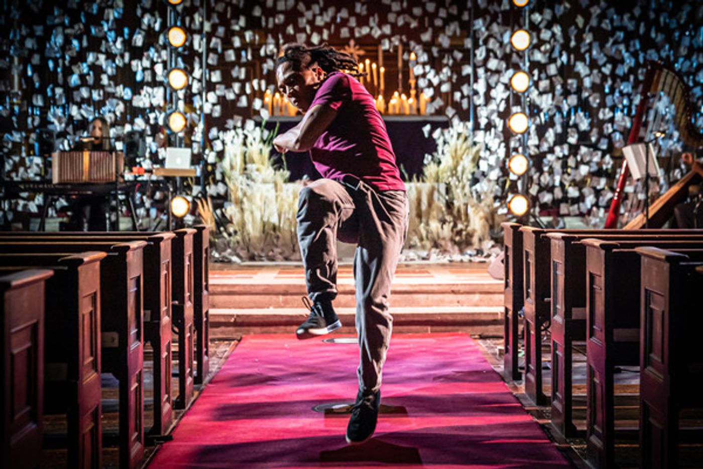 Photo Flash: First Look at Imelda Staunton, Minnie Driver and More in Donmar Warehouse's LOOKING A LOT LIKE CHRISTMAS  Image