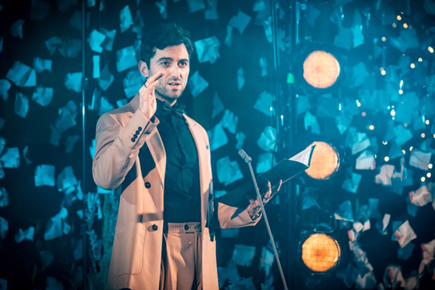 Photo Flash: First Look at Imelda Staunton, Minnie Driver and More in Donmar Warehouse's LOOKING A LOT LIKE CHRISTMAS  Image