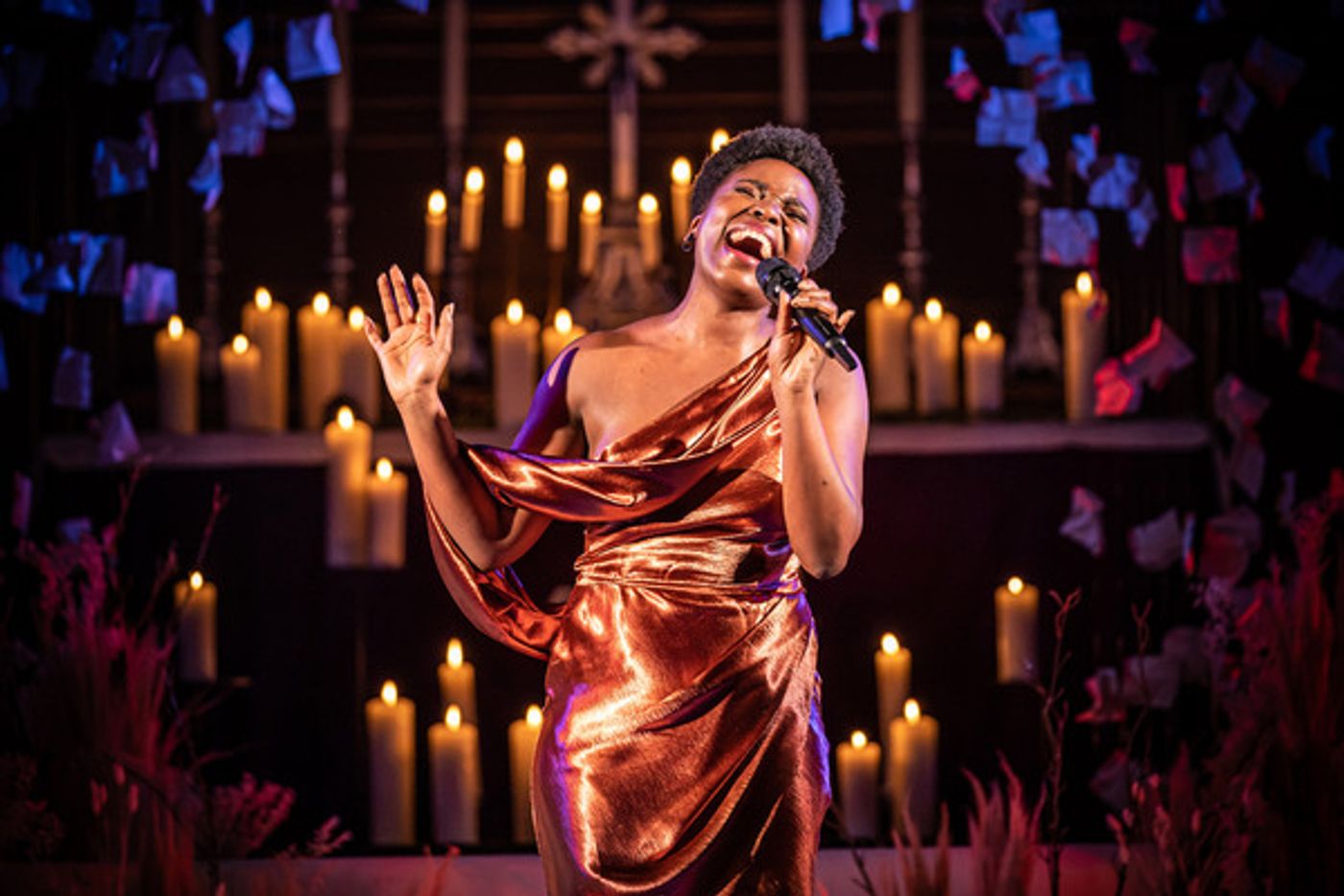 Photo Flash: First Look at Imelda Staunton, Minnie Driver and More in Donmar Warehouse's LOOKING A LOT LIKE CHRISTMAS  Image