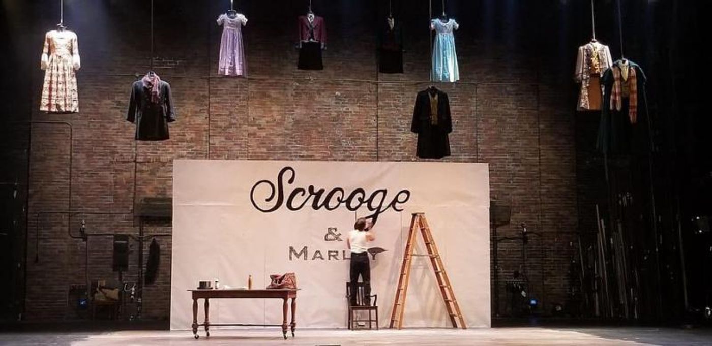 Patrick Mullins as Scrooge, photo credit: Laura Agudelo