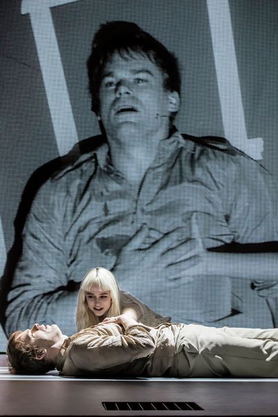 Michael C Hall, Sophia Anne Caruso Photo