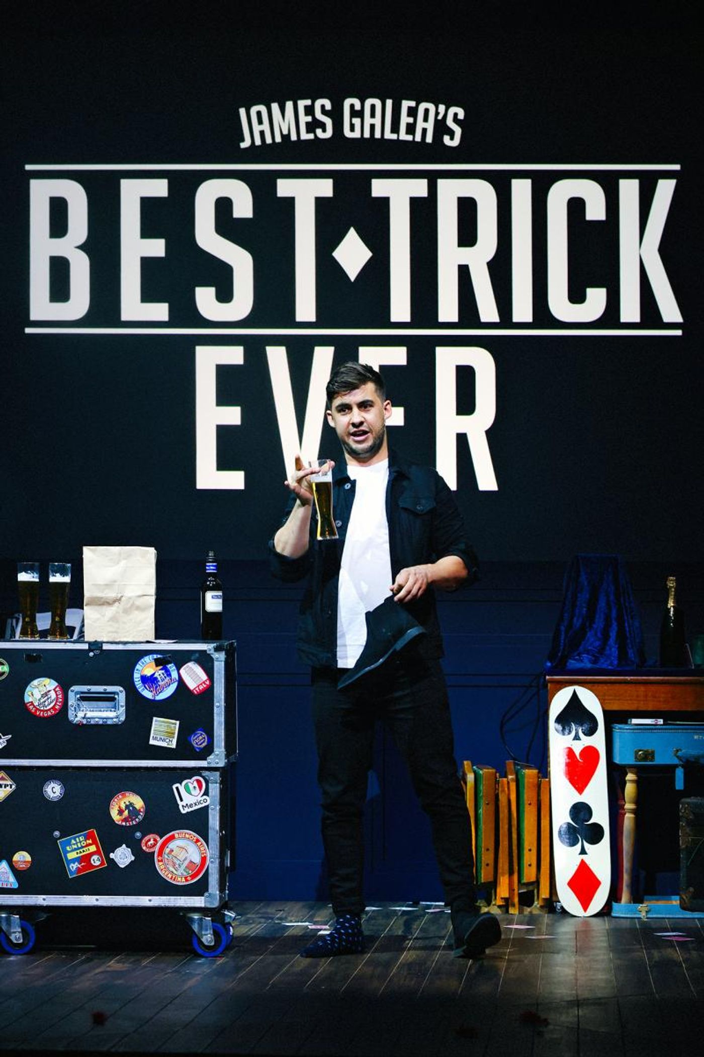 Review: Sydney Opera House's Studio Transforms Into James Galea's Apartment As The Audience Is Invited To Witness a Magic Jam Where His Friends Share Their BEST TRICK  Image