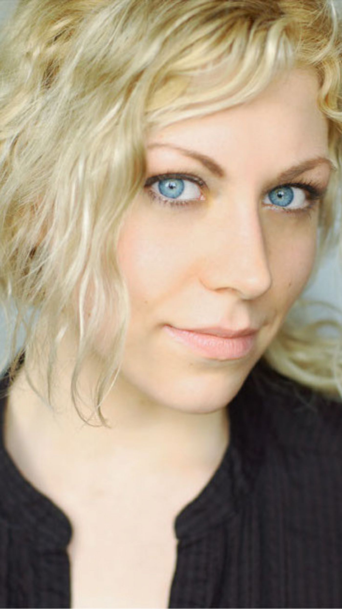 Upright Citizens Brigade Actress Lauren Hobbs Wounded In Crazed Crime Spree  Image