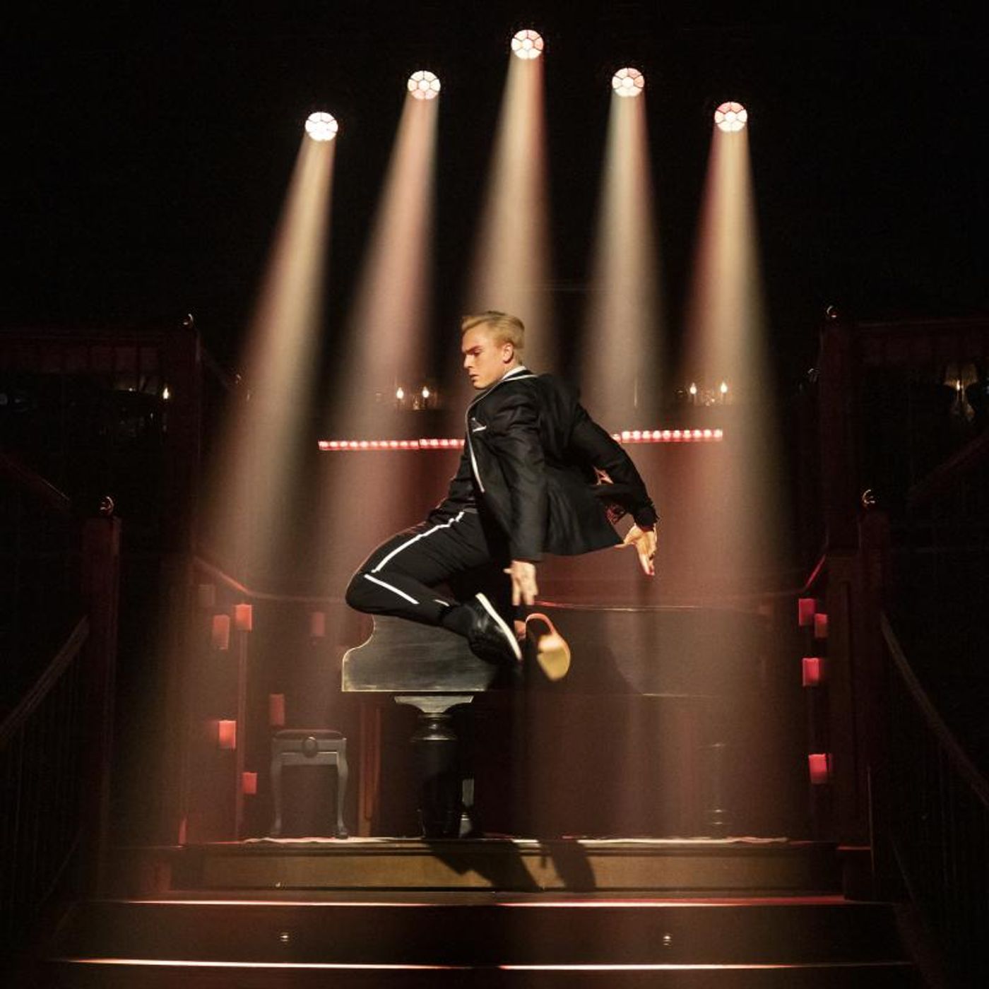 Review: Channing Tatum's MAGIC MIKE LIVE Reinvents The Male Strip Show For A Modern Era Of Empowered Women Wanting More.  Image