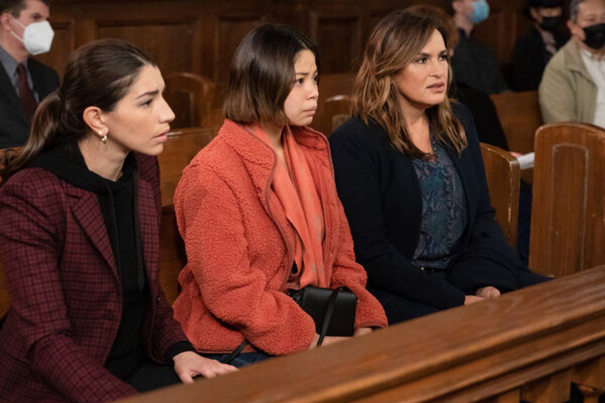 Jamie Gray Hyder, Eva Noblezada, Mariska Hargitay  at 