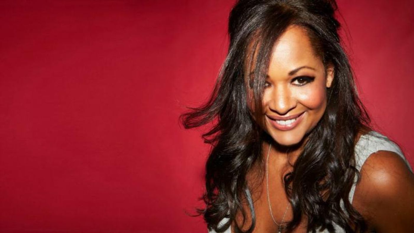 Feature: Birdland Jazz Club Plans Starry Benefit Concert Featuring Chita Rivera, Leslie Odom Jr., and Bill Clinton  Image