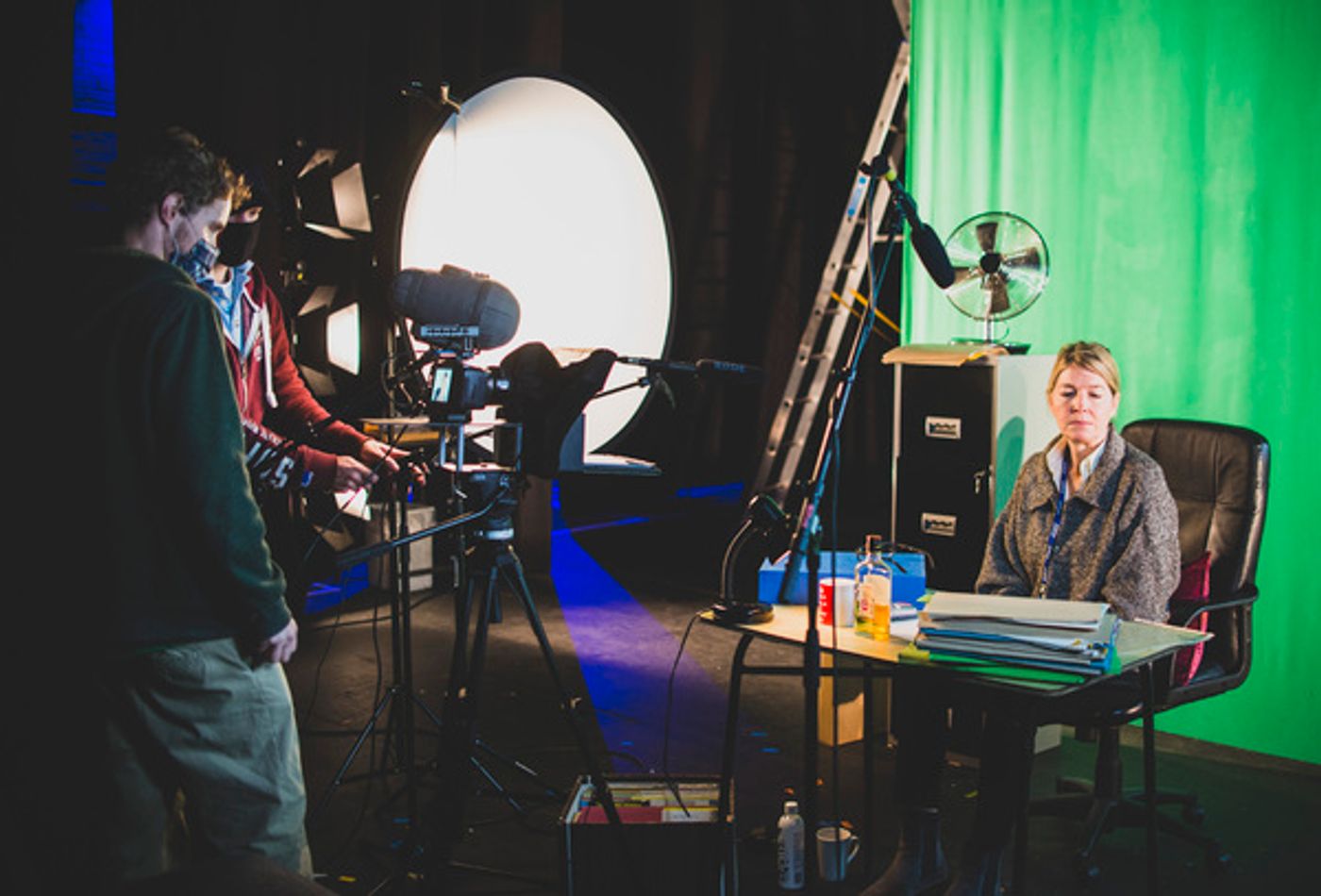 Photo Flash: See Jon Culshaw, Matthew Kelly, Jemma Redgrave and Adrian Scarborough Filming BARNES' PEOPLE  Image