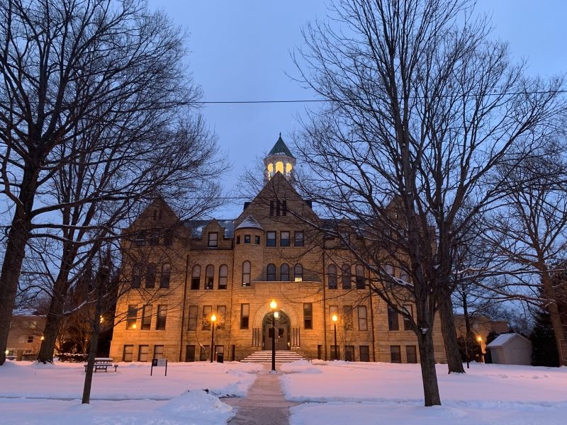 BWW Blog: What I Did for Love (and Opportunity)  Image