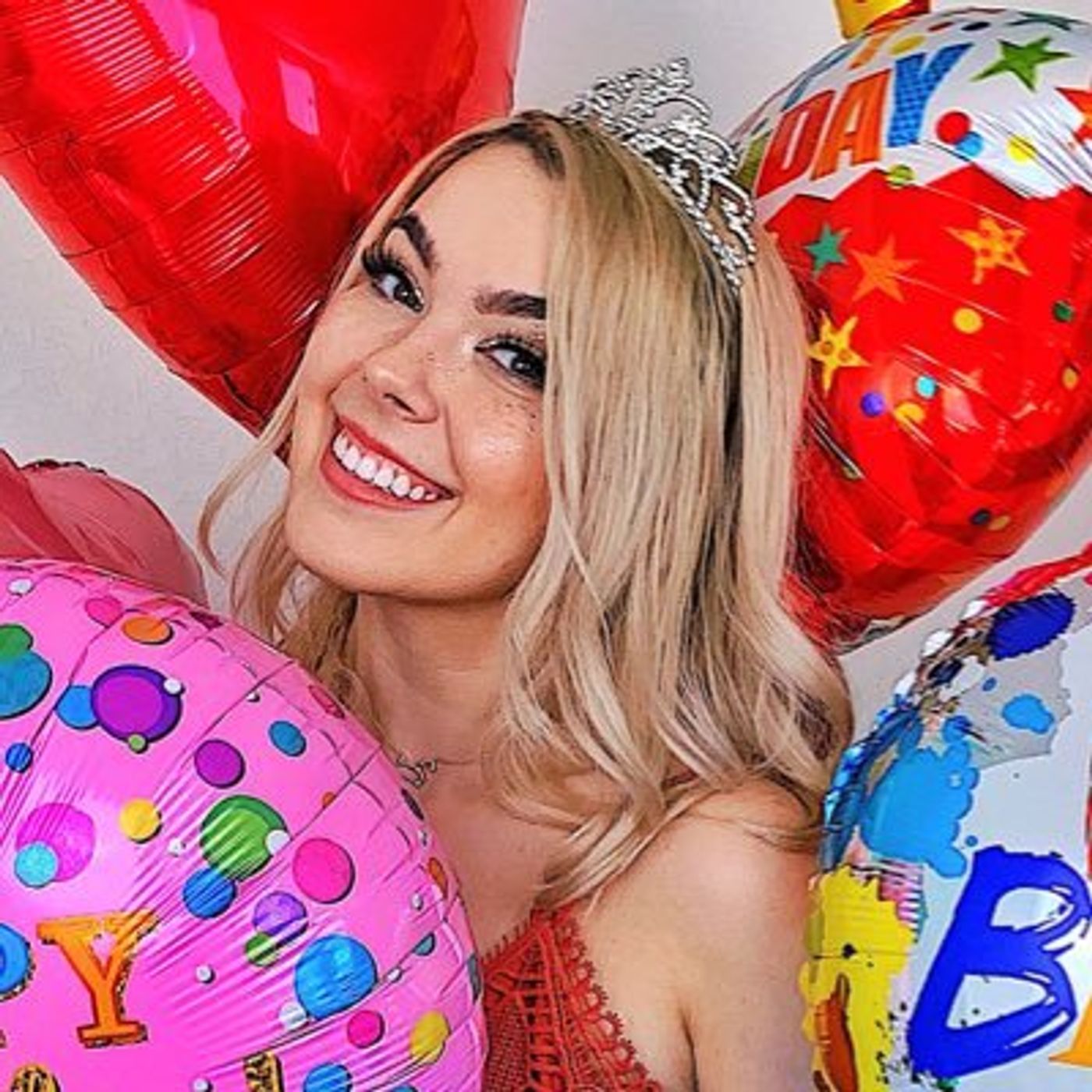 BroadwayWorld's 100 People To Follow on Twitter in 2021  Image