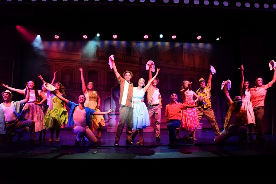 Review: ON YOUR FEET! at Broadway Palm Dinner Theatre Image