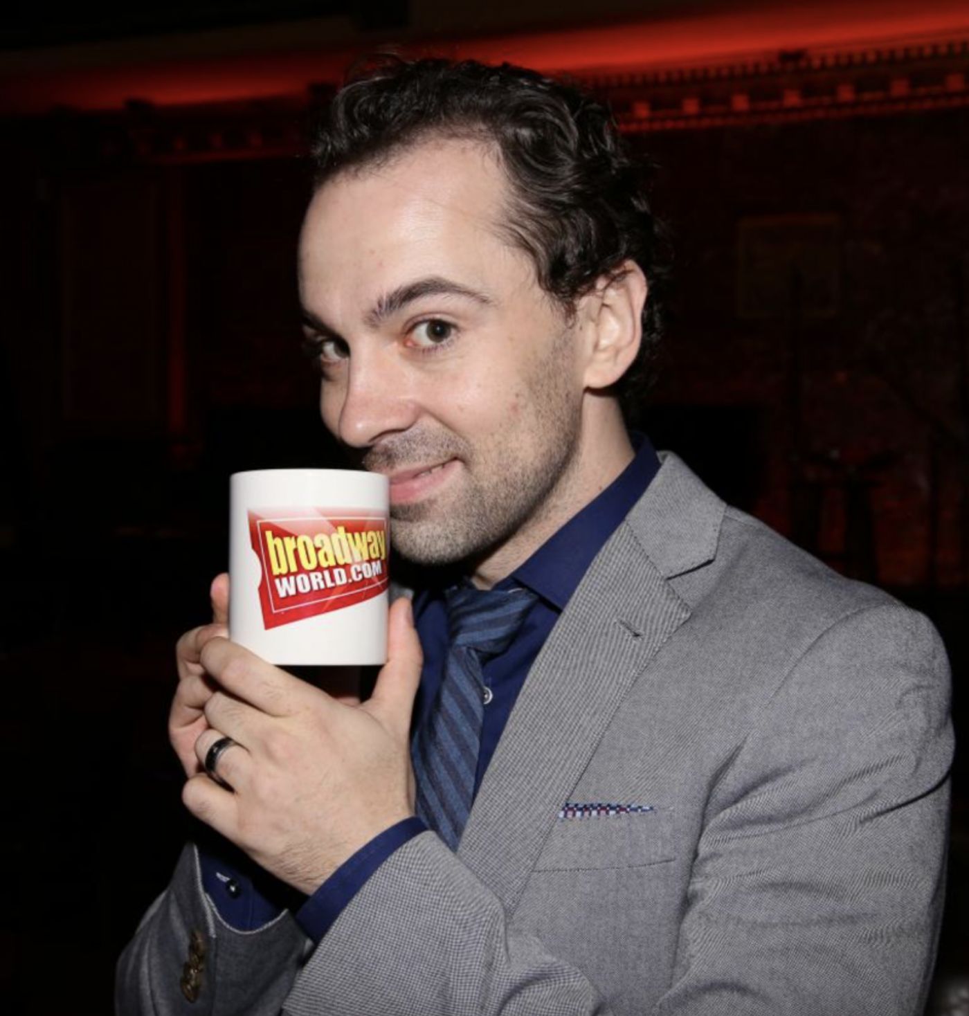 Wake Up With BWW 2/23: Bette Midler on Why Her Time on Stage is Over, and More! Wake Up With BWW 2/23: Bette Midler on Why Her Time on Stage is Over, and More! Image