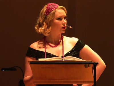 Emma Williams Photo