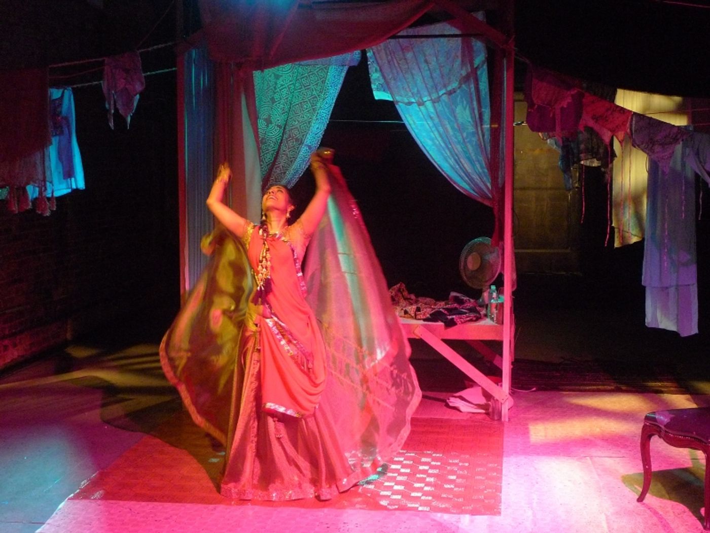 Interview: Dipti Mehta of HONOUR: CONFESSIONS OF A MUMBAI COURTESAN on MarshStream's 'Solo Arts Heal' Series Has Amazing Stories to Tell Interview: Dipti Mehta of HONOUR: CONFESSIONS OF A MUMBAI COURTESAN on MarshStream's 'Solo Arts Heal' Series Has Amazing Stories to Tell Image