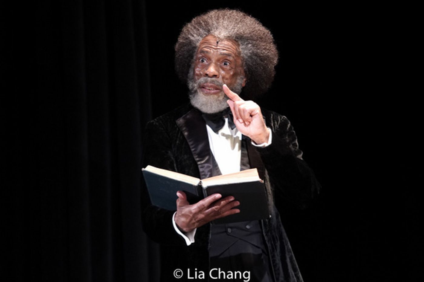 Photos/Video: Andre De Shields in FREDERICK DOUGLASS: MINE EYES HAVE SEEN THE GLORY at Flushing Town Hall Photos/Video: Andre De Shields in FREDERICK DOUGLASS: MINE EYES HAVE SEEN THE GLORY at Flushing Town Hall Image