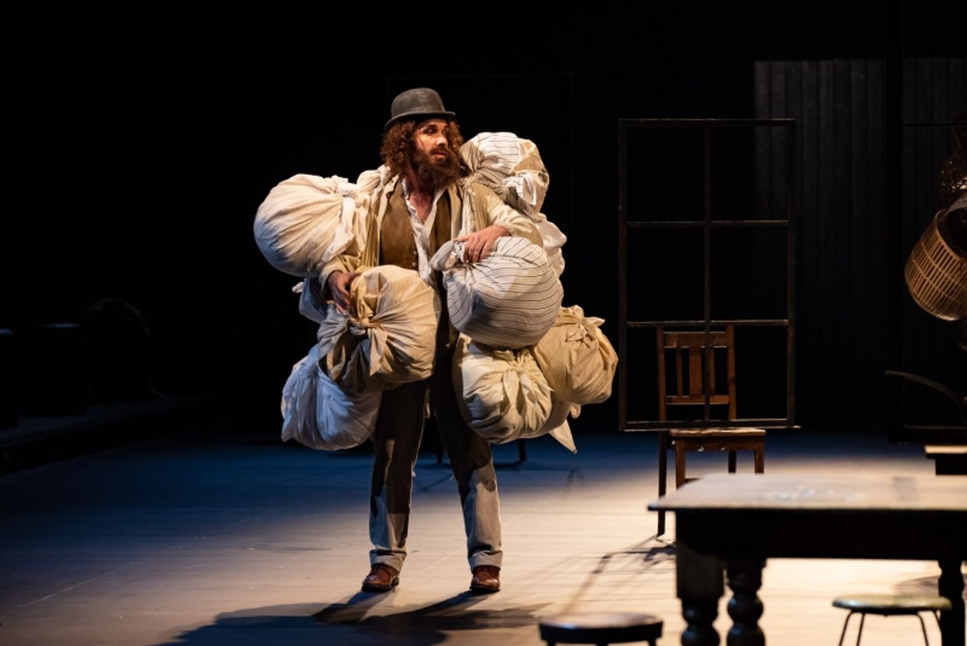 Review: Kate Mulvany's Adaptation of Ruth Park's PLAYING BEATIE BOW Captures The Wonder And Magic Of The Time Travelling Tale  Image