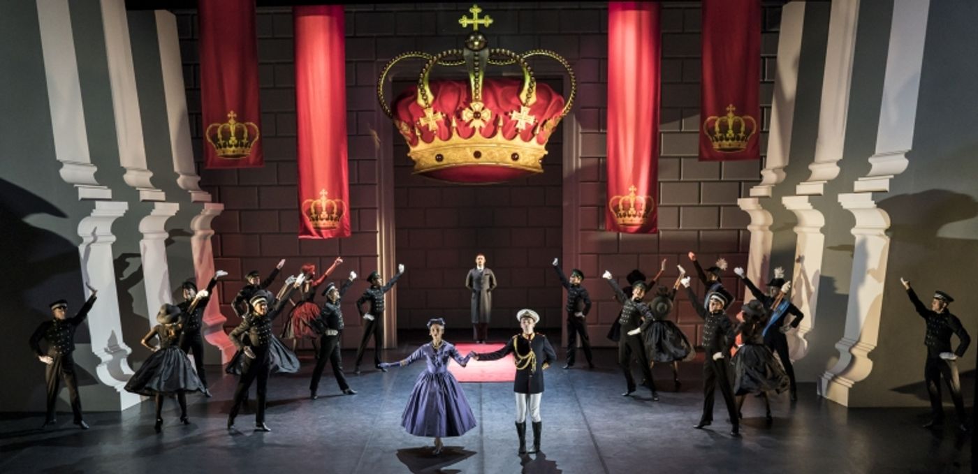 Photos & Video: Go Inside SWAN LAKE, to be Presented as Part of MATTHEW BOURNE'S NEW ADVENTURES FESTIVAL!  Image